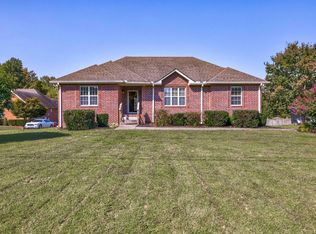 582 Cedar Grove Rd, Lebanon, TN 37087