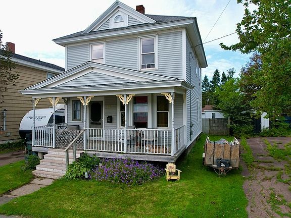 2nd image of 54 Prince Arthur St