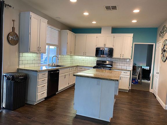 5th image of 31566 Aspen Cir