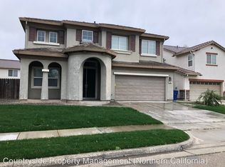 450 Placer Creek Dr, Patterson, CA 95363