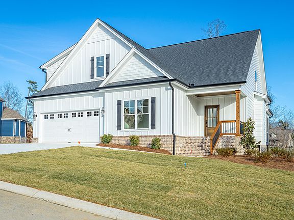 2nd image of 204 Goose Creek Cir