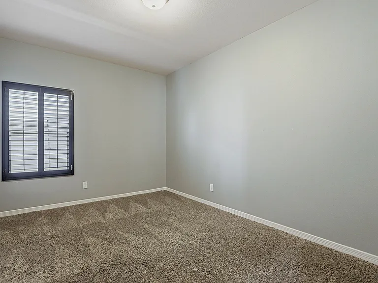 2120 Honour Point Pl — Photo 17