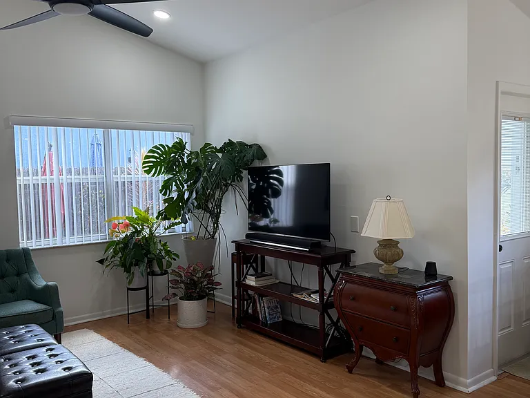 2704 Pinewood Ct — Photo 8