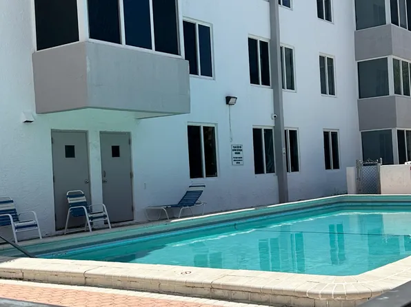 251 180th Dr #210, North Miami Beach, FL 33160