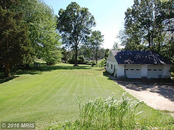 The back yard goes on and on