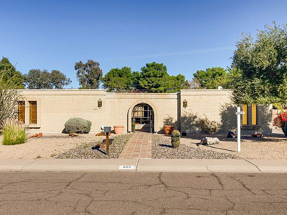 2nd image of 222 E El Caminito Dr