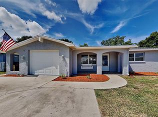 1133 Yale Dr, Holiday, FL 34691