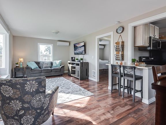 3rd image of 4611 Lila Ln SW