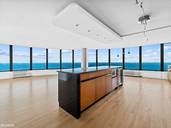 3rd image of 505 N Lake Shore Dr APT 4706