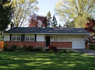 1533 Eden Rd, Lancaster, PA 17601