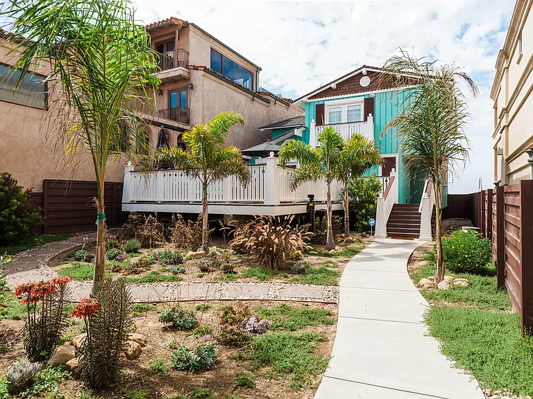 1037 Mandalay Beach Rd — Photo 26