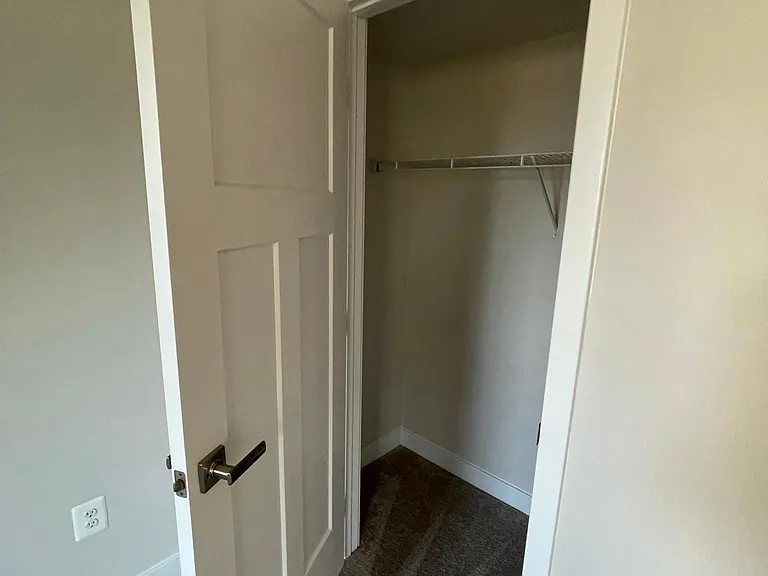 8666 Shady Pines Dr — Photo 10