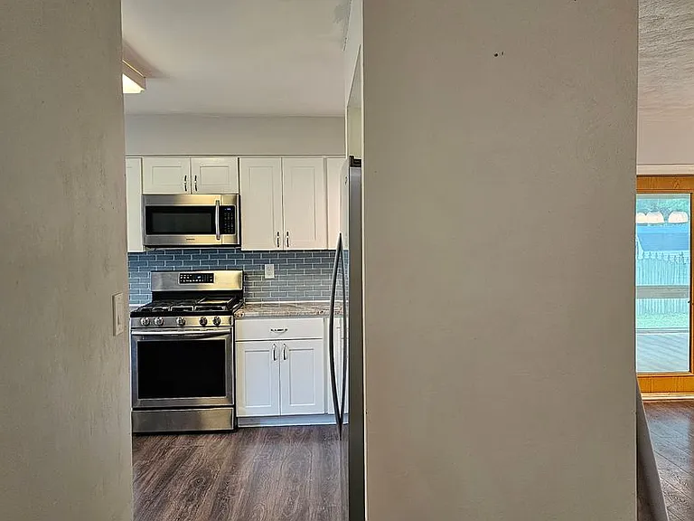 803 Haskins Dr — Photo 24