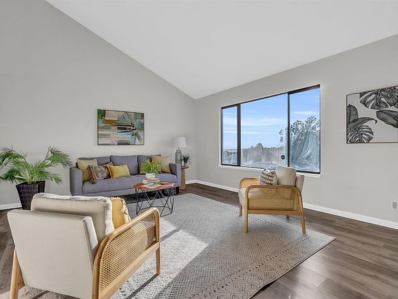 5th image of 5081 Georgia Street