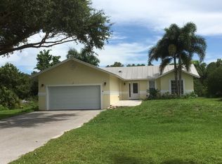 5256 Myrtle Ln, Naples, FL 34113