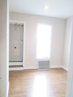 Rented by Evergreen Apartments BK | media 33