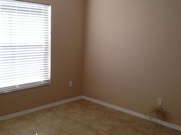 4th image of 911 Seminole Palms Drive
