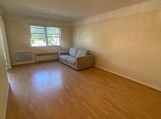 53-46 82nd St #2, Elmhurst, NY 11373
