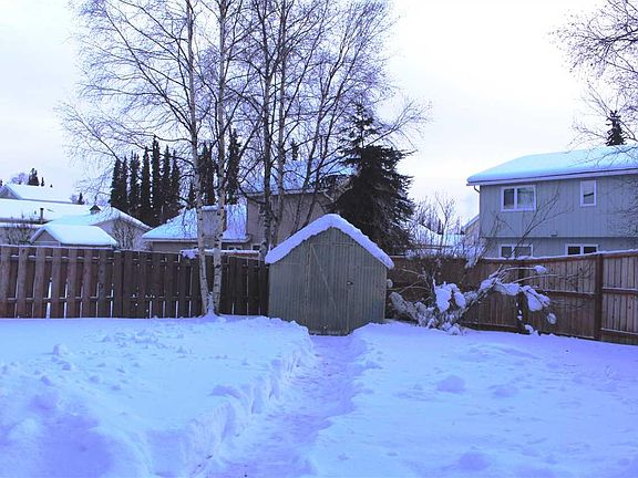 2nd image of 449 Le Ann Dr