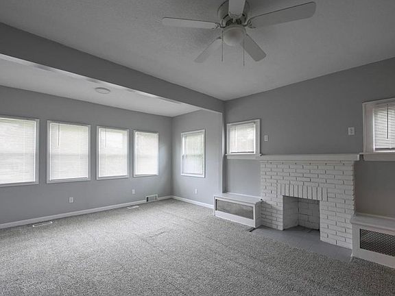 3rd image of 1118 Portage Lakes Dr