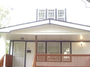 916 Selwyn Rd, Cleveland Heights, OH 44112