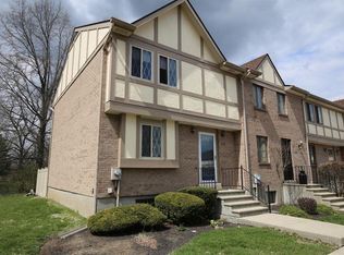 428 Wellington Ct, Mason, OH 45040