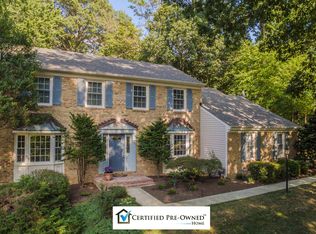 11922 Latigo Ln, Oakton, VA 22124