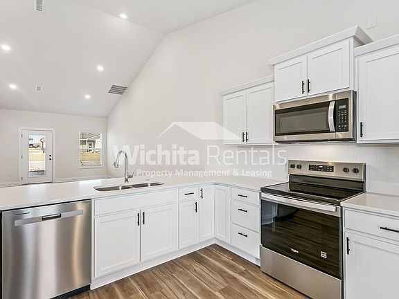 5th image of 1736-1738 S Hickory Creek St #421dfe0f2