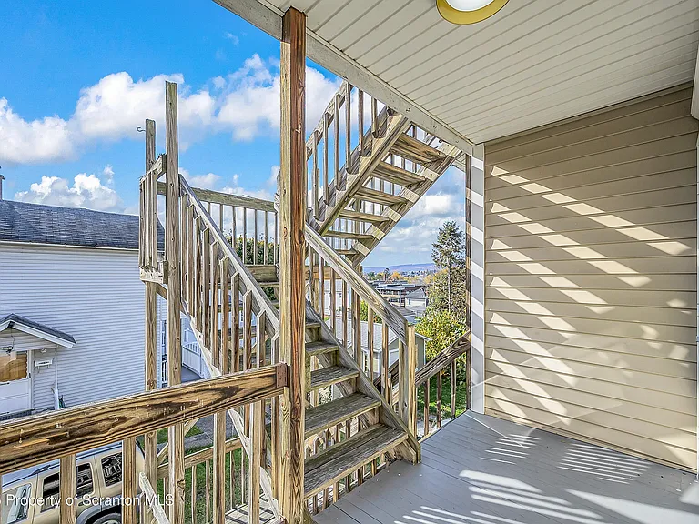 538 Birch St #3 — Photo 16