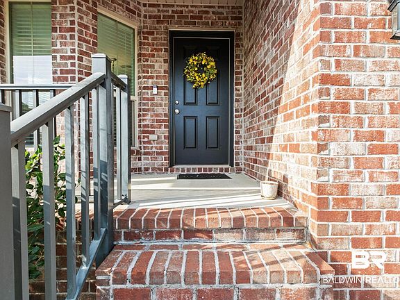 3rd image of 27500 Elise Ct