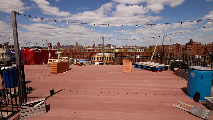 Rented by Nooklyn NYC LLC | media 47