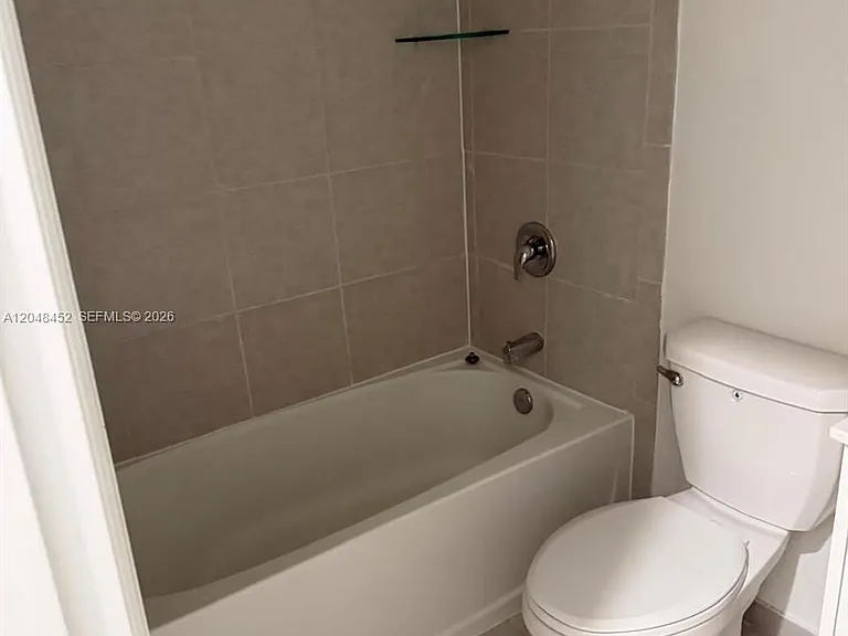 2616 SE 10th St #2616 — Photo 23