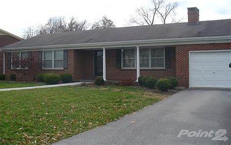 2nd image of 204 Hickory Hill Dr