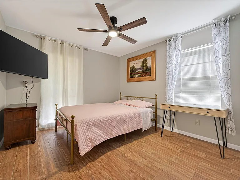 9310 Cliffwood Dr — Photo 25