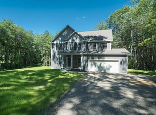 291 Morner Rd, Rensselaer, NY 12144