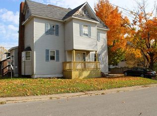 201 E Thorn St, Marion, IL 62959