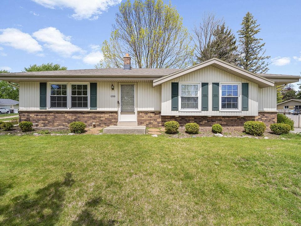 1st image of 1520 Riverdale DRIVE