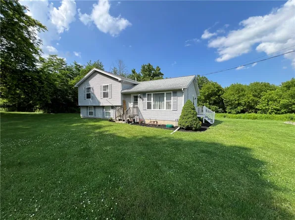 4294 State Route 364, Penn Yan, NY 14527