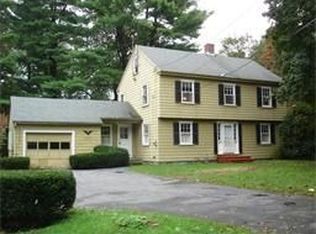30 Carlisle St, Chelmsford, MA 01824