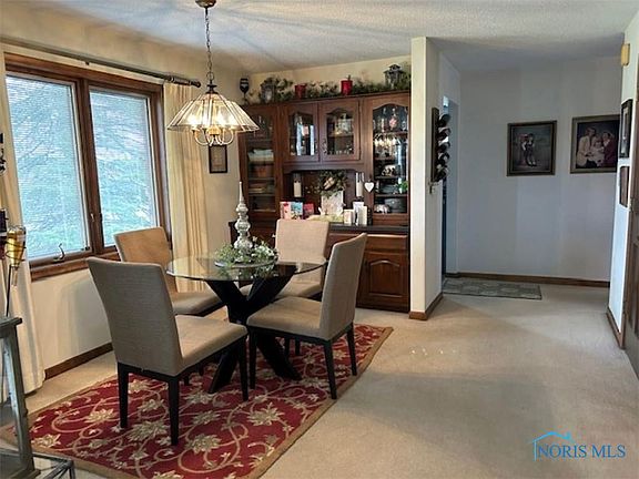 4th image of 1221 Barrister Dr