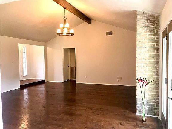 4th image of 22319 Merrymount Dr