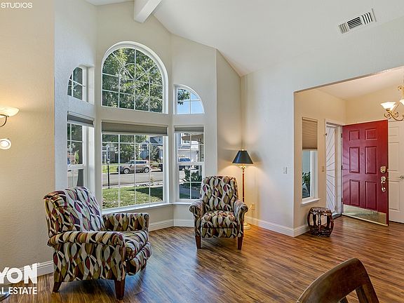 5th image of 1239 Chenin Blanc Cir