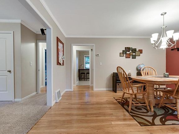 3rd image of 2713 Georgia Ave S