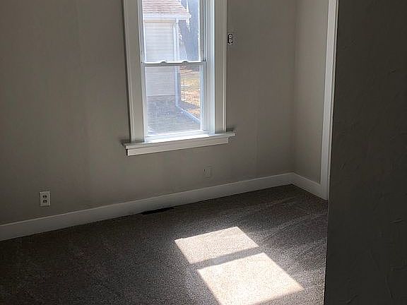 3rd image of 3901 S Lafayette Ave