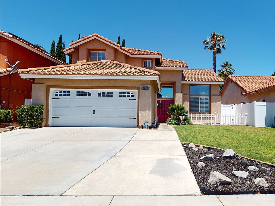 1st image of 3071 Hampshire Cir