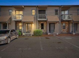 340 Vista Cir APT B, Winston Salem, NC 27106