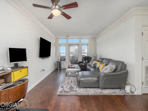 3334 Peachtree Rd NE APT 1610, Atlanta, GA 30326