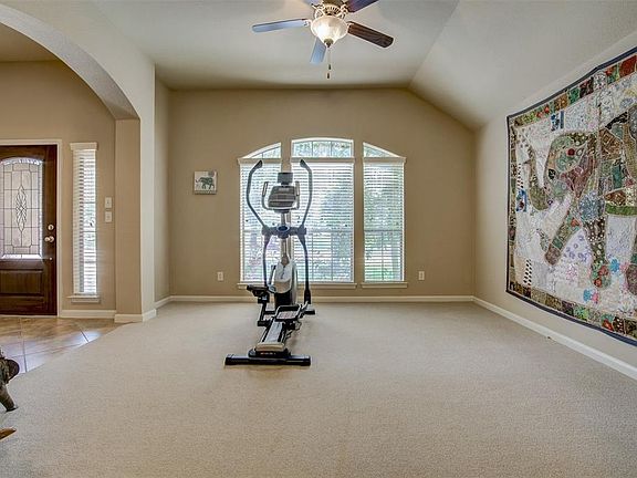 3rd image of 5302 Autumn Rose Ln
