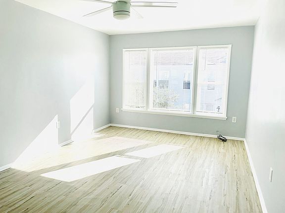2nd image of 4459-4461 N Banner Dr #4