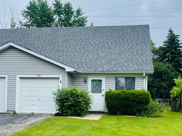 1099 Pheasant Run Ln, Aurora, IL 60504